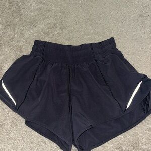 Black Lululemon hotty hot shorts size 2- these are a very small size 2